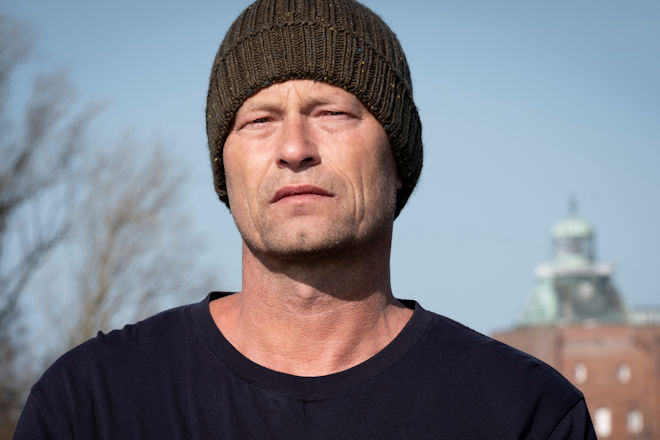 Der Hamburg-Tatort "Tschill Out" markiert den Abschied von Til Schweiger als Kriminalhauptkommissare Nikolas "Nick" Tschiller.